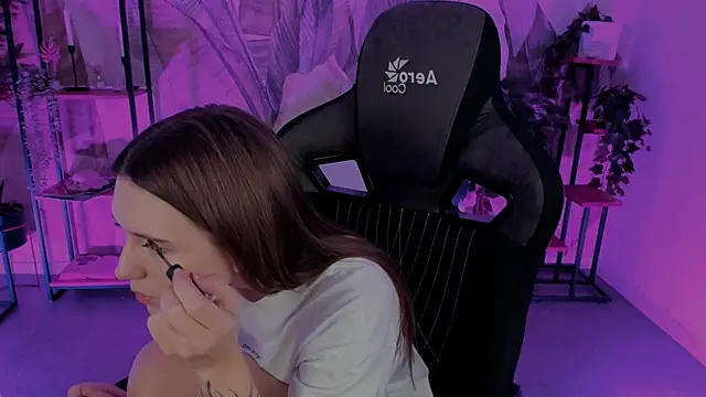 JennyDens online show from 02/28/25, 02:31