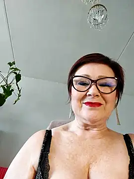 Snapshot of Fire_Night chatting on 09/14/25, 08:46 Fire Night online show from 09/14/25, 08:46