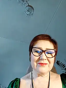 Snapshot of Fire_Night chatting on 11/09/25, 06:44 Fire Night online show from 11/09/25, 06:44