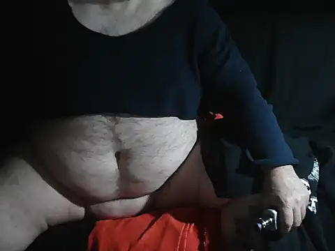 Snapshot of onkelgrau65 chatting on 03/13/25, 01:21 onkelgrau65 online show from 03/13/25, 01:21