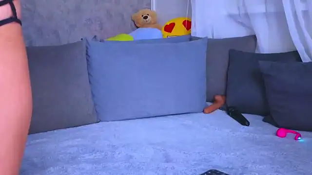 Kitty4 Reed online show from 02/04/26, 08:47