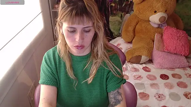 thamarajane online show from 04/23/26, 07:49