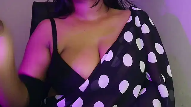 NottyNandini online show from 04/16/26, 08:31