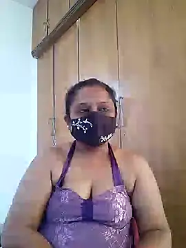 sexynayan23 online show from 04/07/26, 05:19