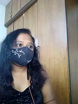 Snapshot of sexynayan23 chatting on 05/20/26, 05:13 sexynayan23 online show from 05/20/26, 05:13