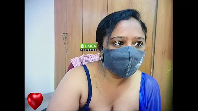 Snapshot of sexynayan23 chatting on 07/18/26, 05:22 sexynayan23 online show from 07/18/26, 05:22