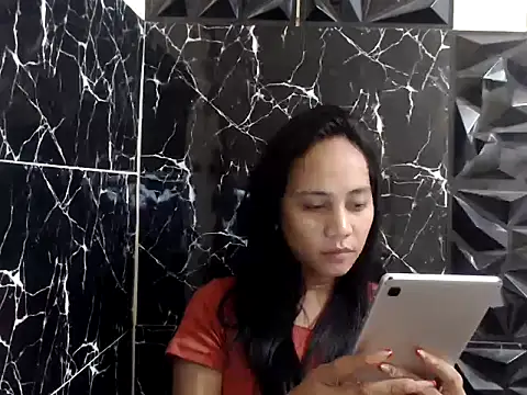 MissKeanna online show from 01/05/25, 08:00