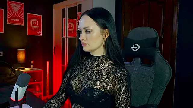 QueenAliss online show from 02/12/26, 07:58