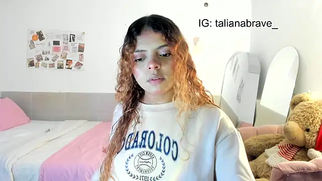 Snapshot of ValienteGirl_ chatting on 09/30/25, 08:58 ValienteGirl online show from 09/30/25, 08:58