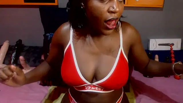 DarkNSpicy4U online show from 02/14/25, 05:51