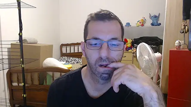 steph19x5 online show from 12/05/25, 05:27