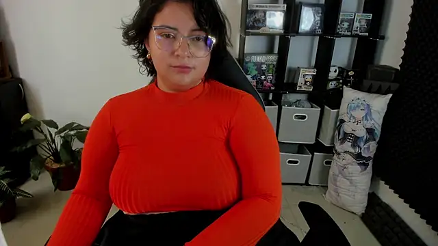 aika-dreams online show from 12/07/24, 03:41