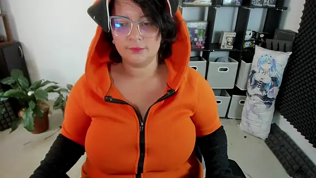 aika-dreams online show from 12/16/24, 02:27