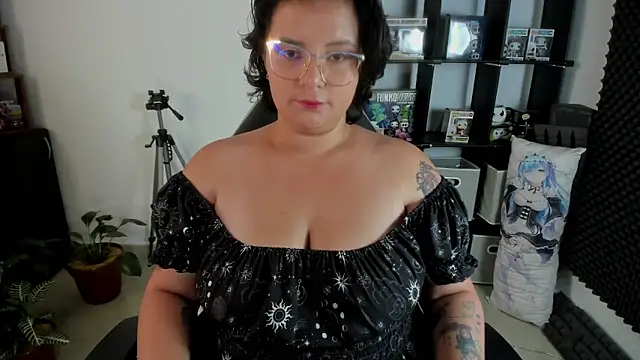 aika-dreams online show from 12/21/24, 09:47