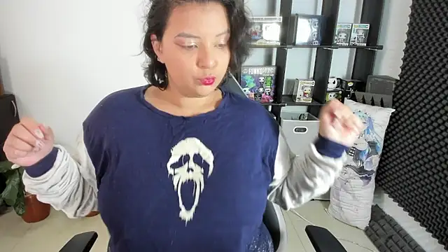 aika-dreams online show from 12/28/24, 12:45