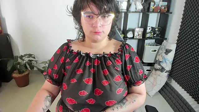 aika-dreams online show from 02/02/25, 01:30