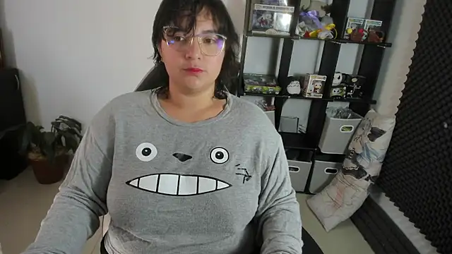 aika-dreams online show from 02/06/25, 01:21