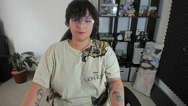 aika-dreams online show from 02/08/25, 01:44