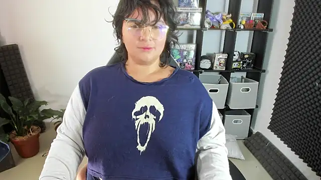 aika-dreams online show from 02/15/25, 03:17