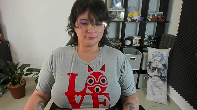 aika-dreams online show from 02/20/25, 04:14