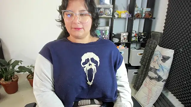 aika-dreams online show from 03/06/25, 03:45