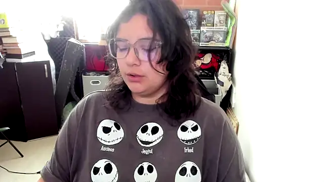 aika-dreams online show from 10/12/25, 04:06