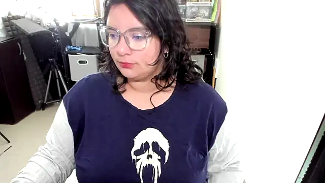 aika-dreams online show from 11/07/25, 12:49