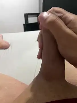 Snapshot of dustbor chatting on 02/12/25, 07:35 dustbor online show from 02/12/25, 07:35