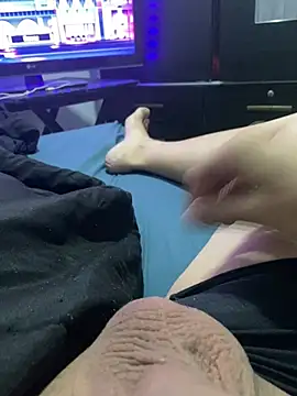 Snapshot of dustbor chatting on 03/12/25, 05:28 dustbor online show from 03/12/25, 05:28