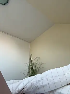 CutieEmy online show from 02/16/25, 11:38