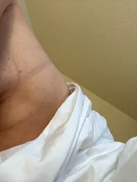 CutieEmy online show from 09/10/25, 09:09