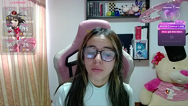 Maggie Fox3 online show from 12/17/24, 09:16