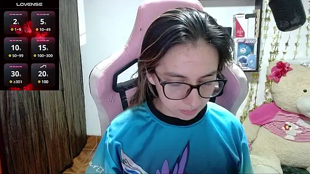 Maggie Fox3 online show from 03/20/25, 12:30