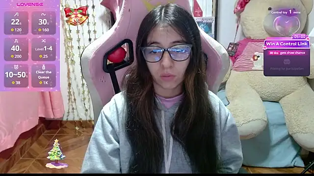 Maggie Fox3 online show from 12/21/25, 01:35