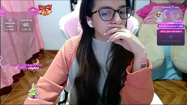 Maggie Fox3 online show from 02/04/26, 01:11