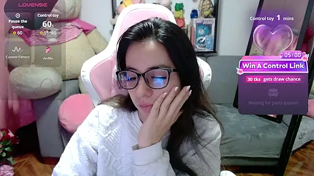 Maggie Fox3 online show from 02/24/26, 03:26