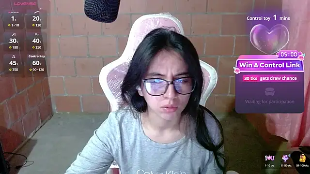 Snapshot of Maggie_Fox3 chatting on 06/01/26, 01:29 Maggie Fox3 online show from 06/01/26, 01:29
