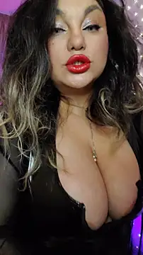 Larissa K online show from 02/11/26, 05:29