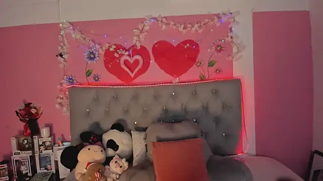 Snapshot of LEXA_MURPHY chatting on 02/15/26, 02:52 LEXA MURPHY online show from 02/15/26, 02:52