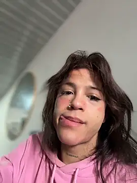 Snapshot of stormytt_ chatting on 11/30/25, 05:39 stormytt online show from 11/30/25, 05:39