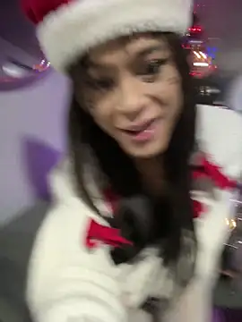 Snapshot of stormytt_ chatting on 12/20/25, 01:23 stormytt online show from 12/20/25, 01:23