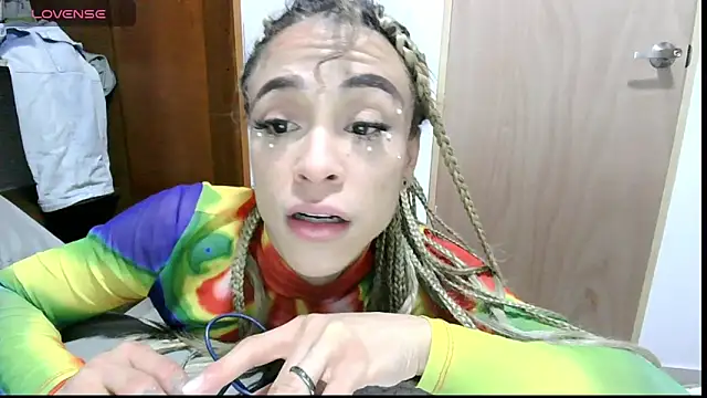 Snapshot of stormytt_ chatting on 05/25/26, 08:09 stormytt online show from 05/25/26, 08:09