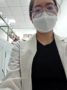 Snapshot of HinaLovely chatting on 02/12/26, 06:19 HinaLovely online show from 02/12/26, 06:19