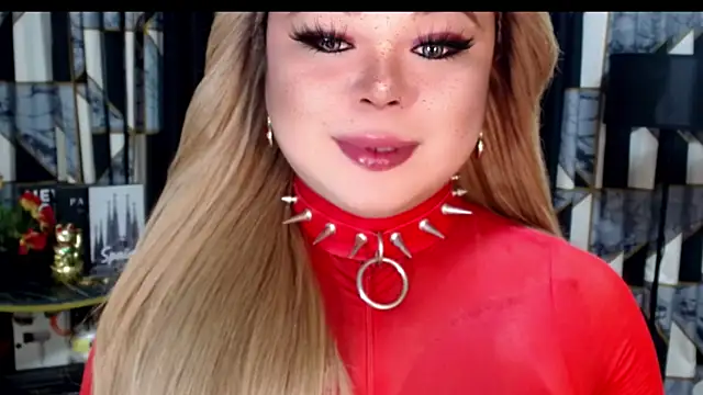 Snapshot of Mistress_DOMnicaaxx chatting on 10/11/25, 11:53 Mistress DOMnicaaxx online show from 10/11/25, 11:53