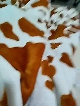 naghmi12 online show from 04/15/26, 12:45