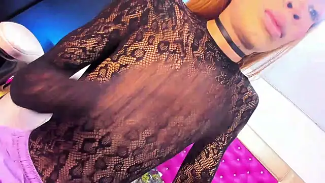 Snapshot of devorahorney chatting on 02/08/25, 07:27 devorahorney online show from 02/08/25, 07:27