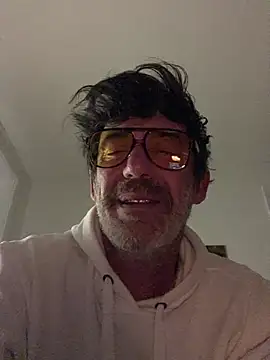 maxximere online show from 02/25/26, 12:42