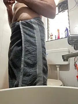 Snapshot of the_indian_dick_u_want chatting on 02/26/25, 04:58 the indian dick u want online show from 02/26/25, 04:58