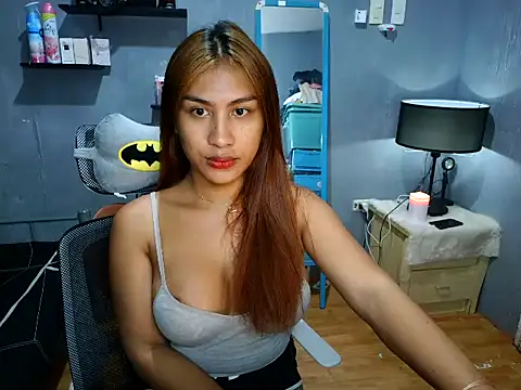 luxxy grand online show from 10/27/25, 08:40