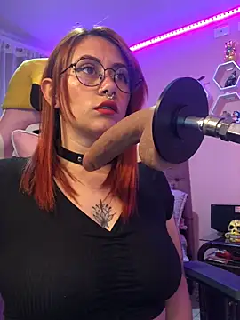 Luna Paris  online show from 01/23/25, 10:11